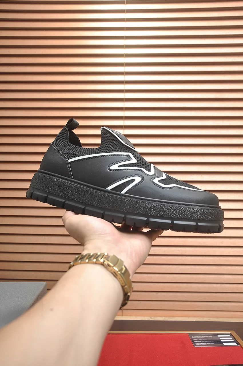 Men's shoes 💰620💶【PRADA】Top original, new season, high quality original goods, top imported calfskin with original imported glue, imported cowhide inside with original cowhide feet, original outsole! Quality guaranteed! Code 38-45 (45 customized)